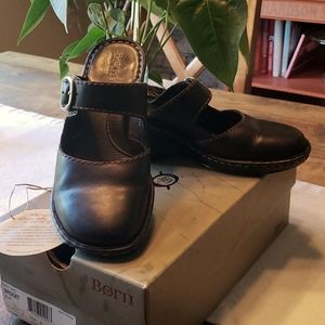 Born Wedge All-Leather Black Slip-ons